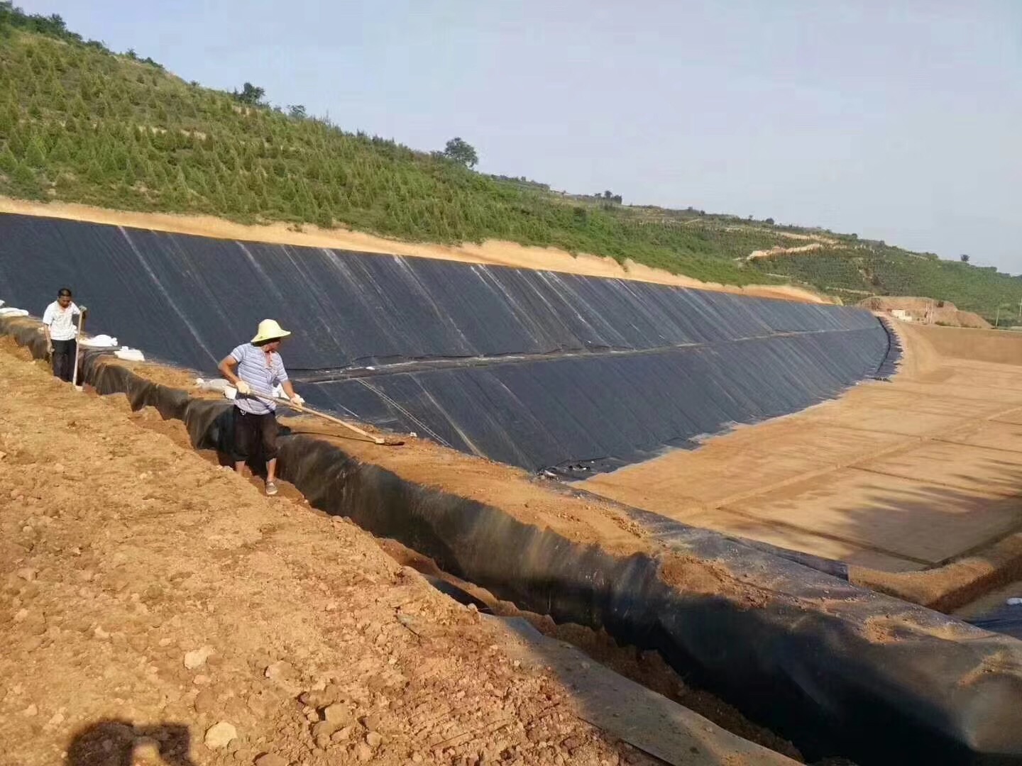 土工膜能发挥实际的应用效果